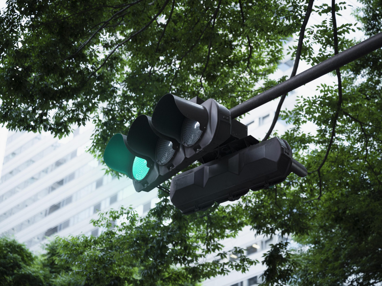 traffic-light-city-streets