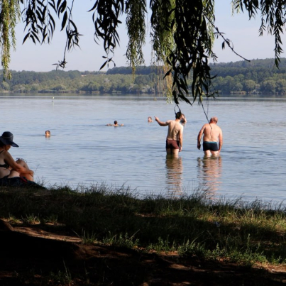 Міський пляж Ладижина