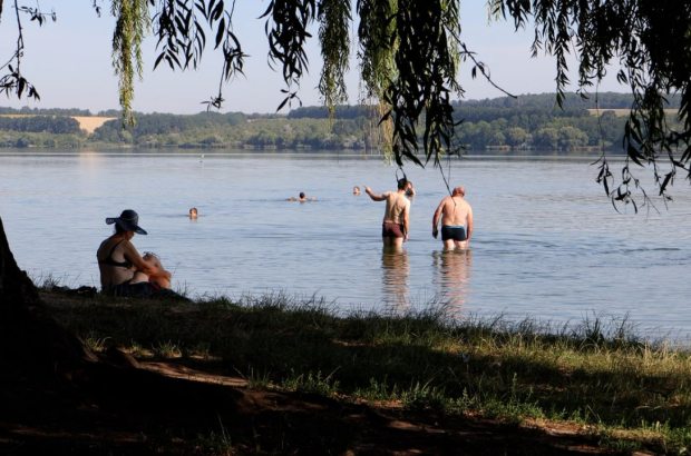 Міський пляж Ладижина