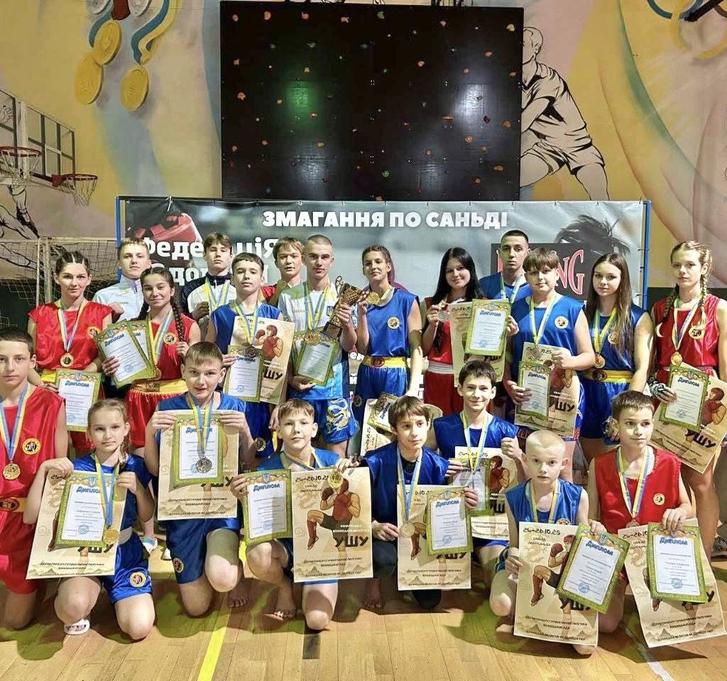 Команда Ладижина посіла друге місце на обласних змаганнях з ушу саньшоу Команда Ладижина посіла друге місце на обласних змаганнях з ушу саньшоу