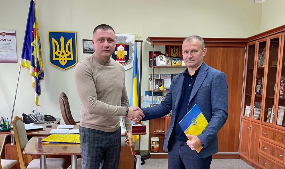 Громади Ладижина та Курахового об’єднали зусилля задля спільного розвитку Громади Ладижина та Курахового об’єднали зусилля задля спільного розвитку