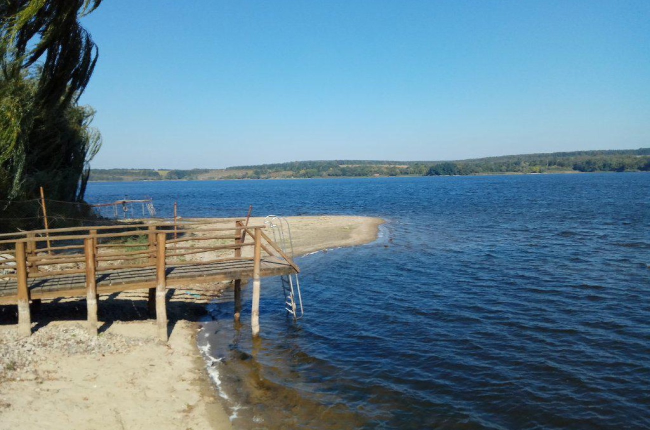 ladyzhinskoe-vodokhranilishche-v-vinnitskoj-oblasti_f