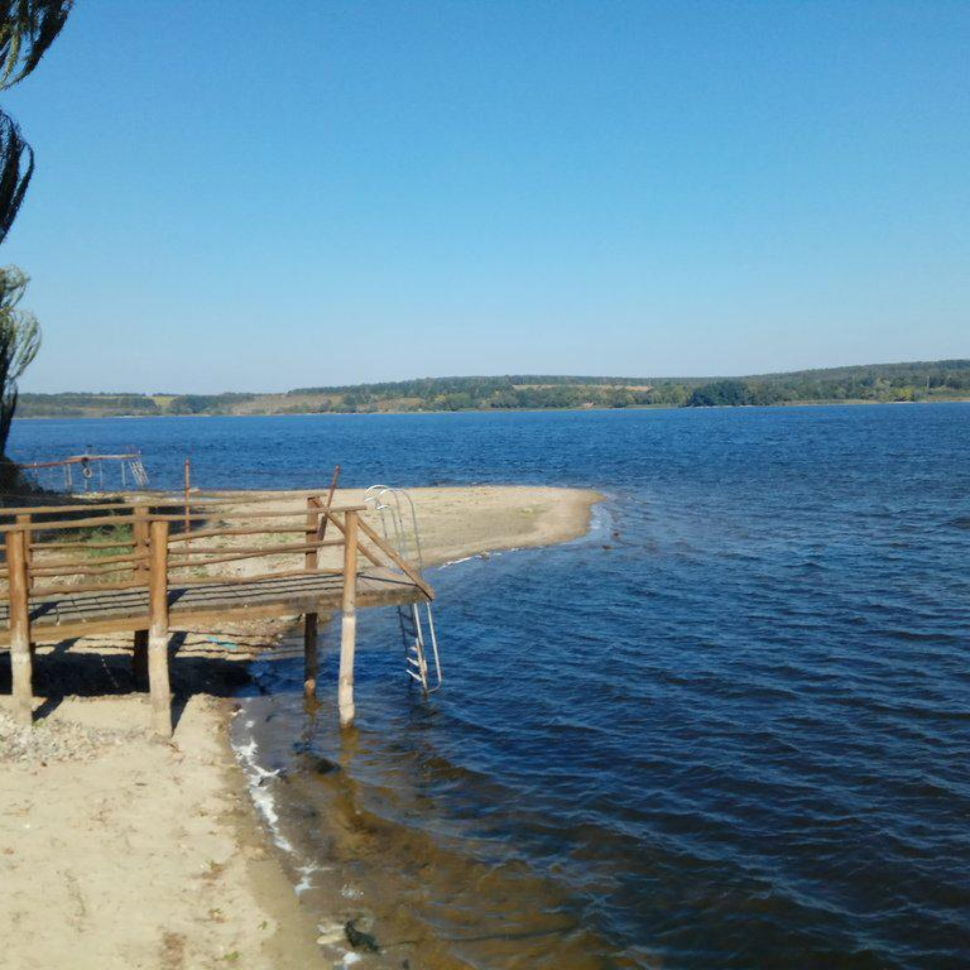 ladyzhinskoe-vodokhranilishche-v-vinnitskoj-oblasti_f