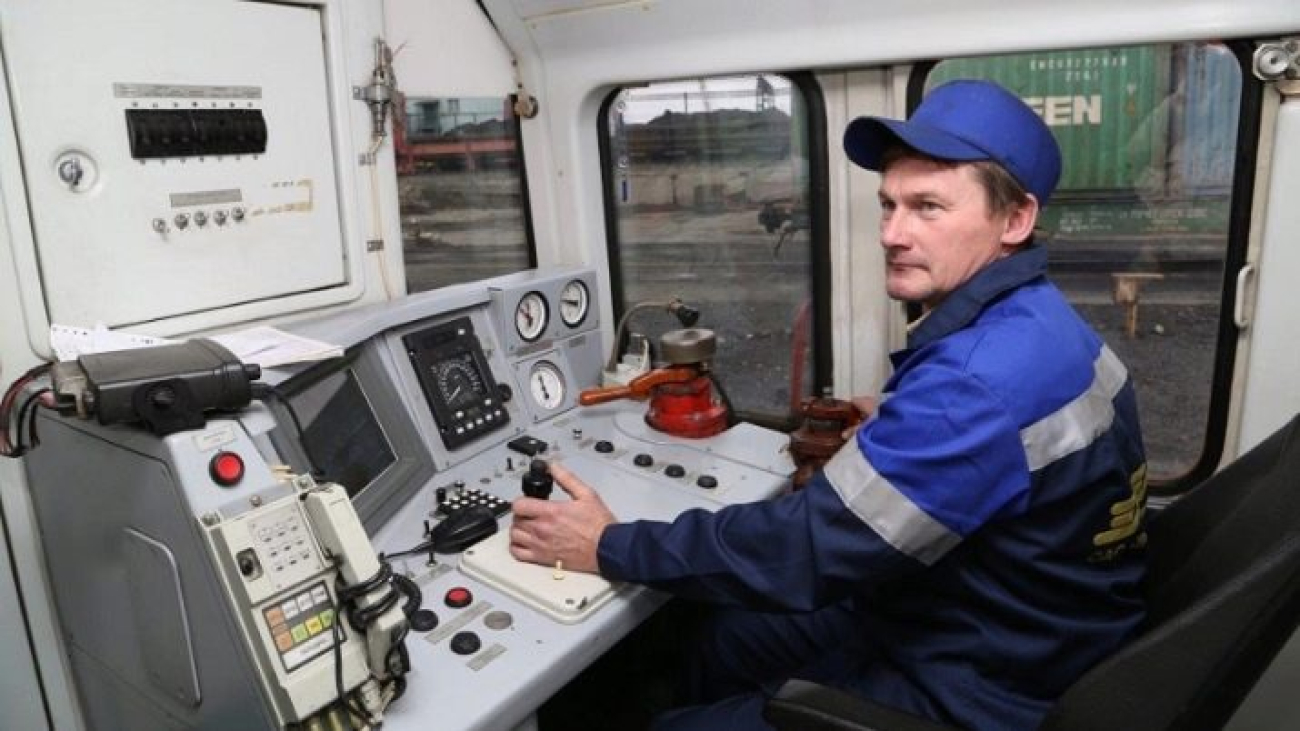 mashin-st-teplovoza-navchannya-profes-obov-yazki-po-robot-zarplata-4