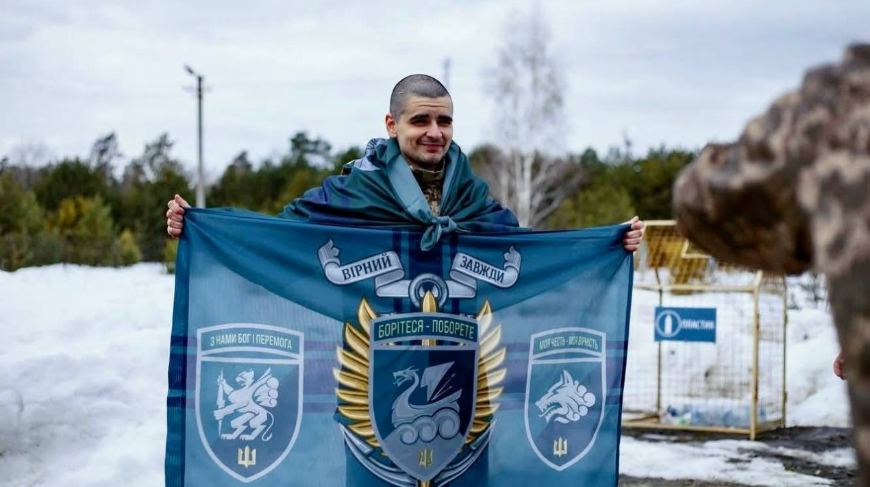 2d300555-c21c-4c3a-844a-69e9953f1b76