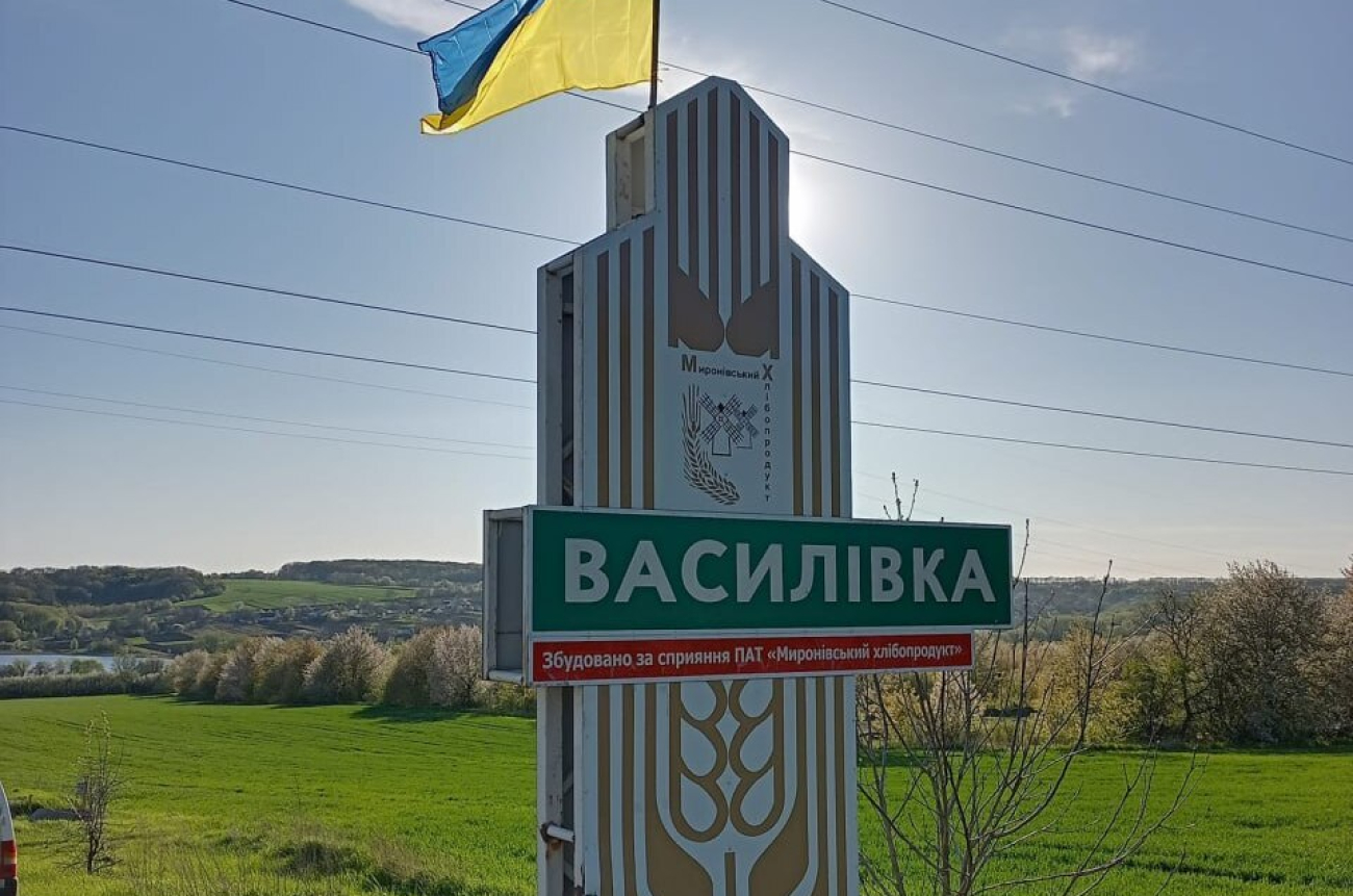 42fc17e-4aa7-4966-978a-cfee4efc7