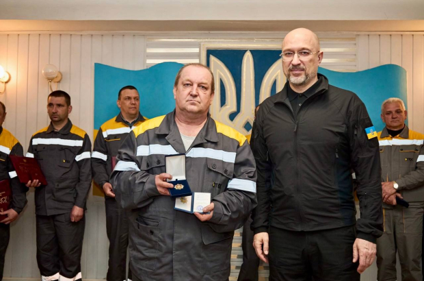 70b06cc4-ebf1-496e-bbf8-ef3832e77c6d