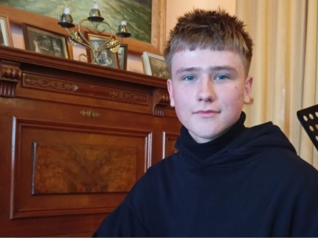 8f8b6fd-3e86-417c-884d-48ced40b0ab1