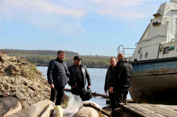 a5b6fe73-80c5-44e4-ba7d-bf9c2483aa55