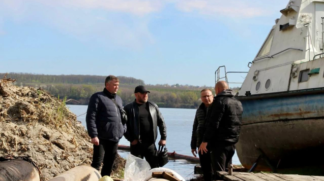 a5b6fe73-80c5-44e4-ba7d-bf9c2483aa55