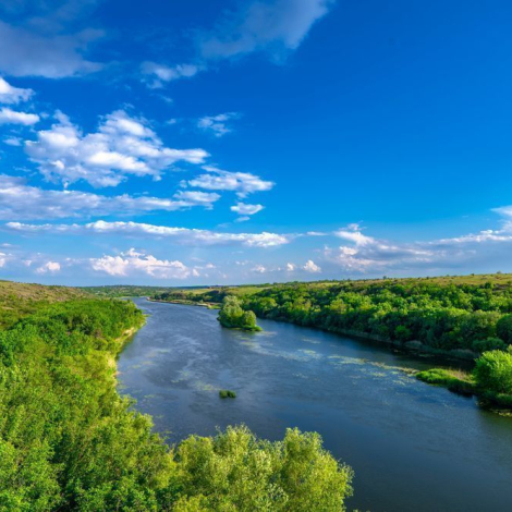 shutterstock_1759800152