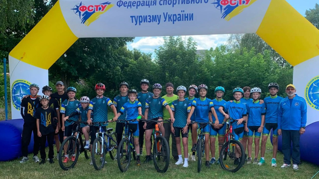 photo_5420194211992116338_y