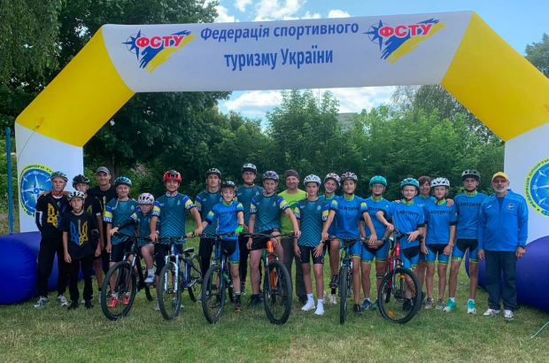 photo_5420194211992116338_y
