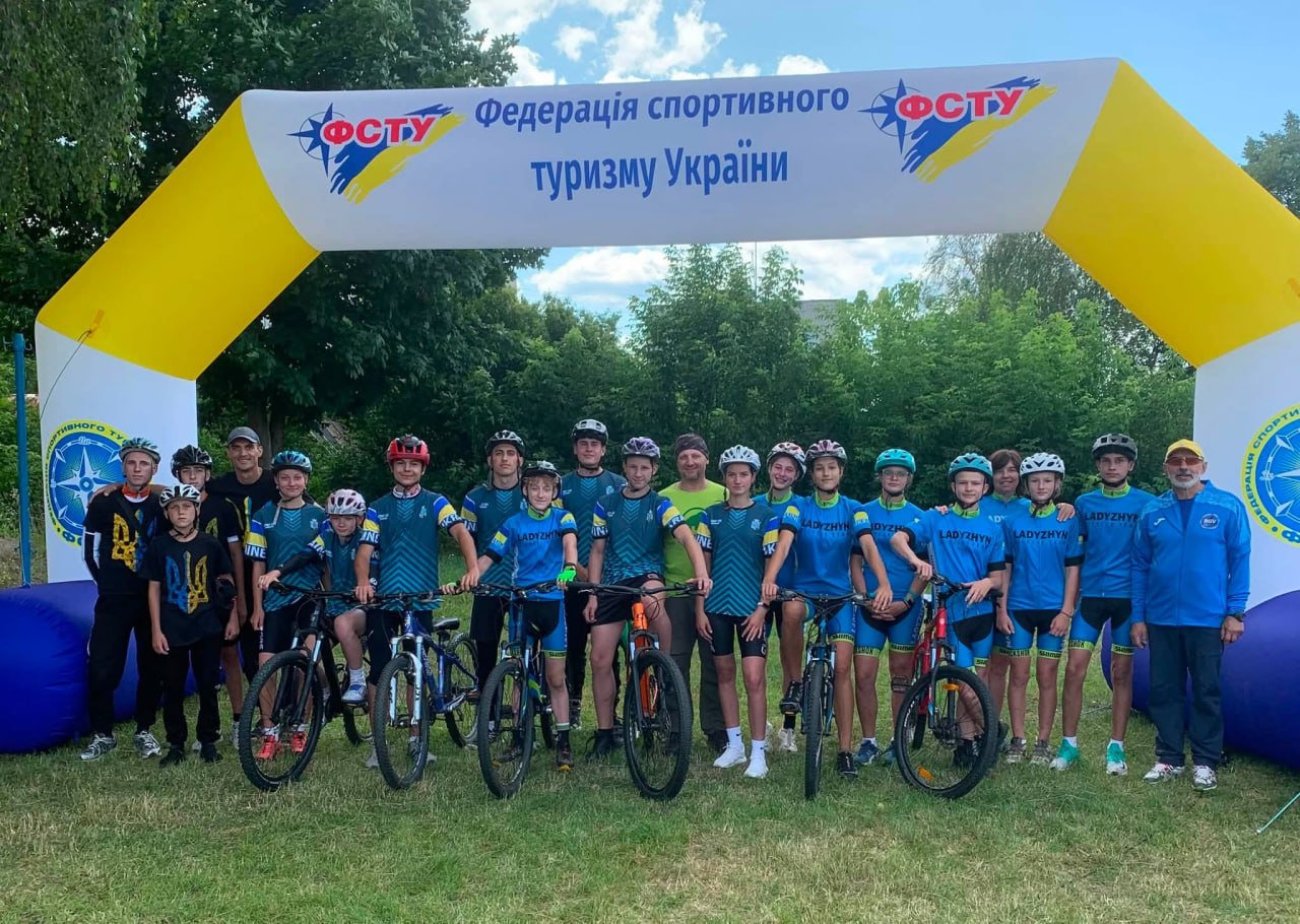 photo_5420194211992116338_y