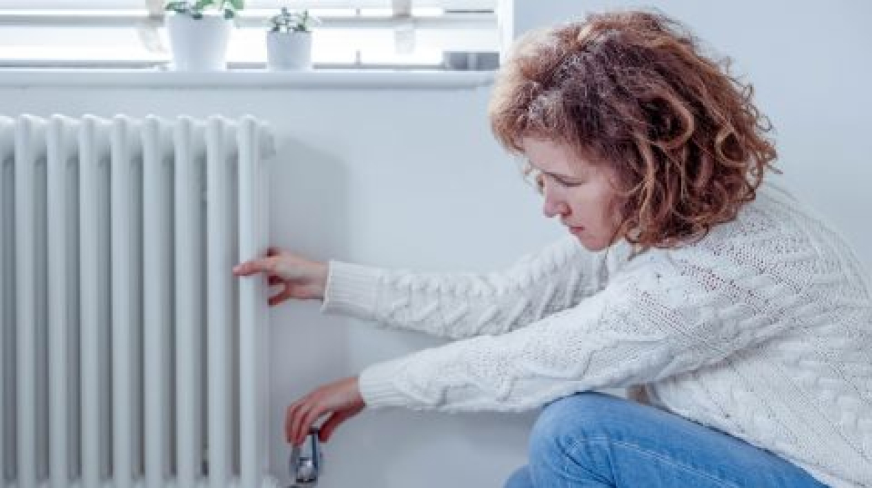 _regulyue_termostatniy_klapan_radiator_opalennya_gettyimages_2175926119_2c0233450548024fd3bd196a00b564cd_480x270